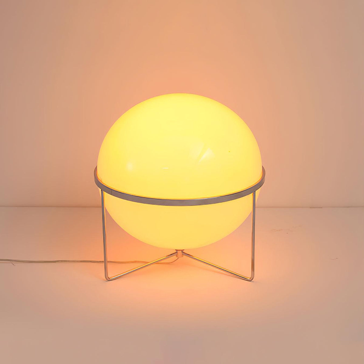 Yolk Table Lamp