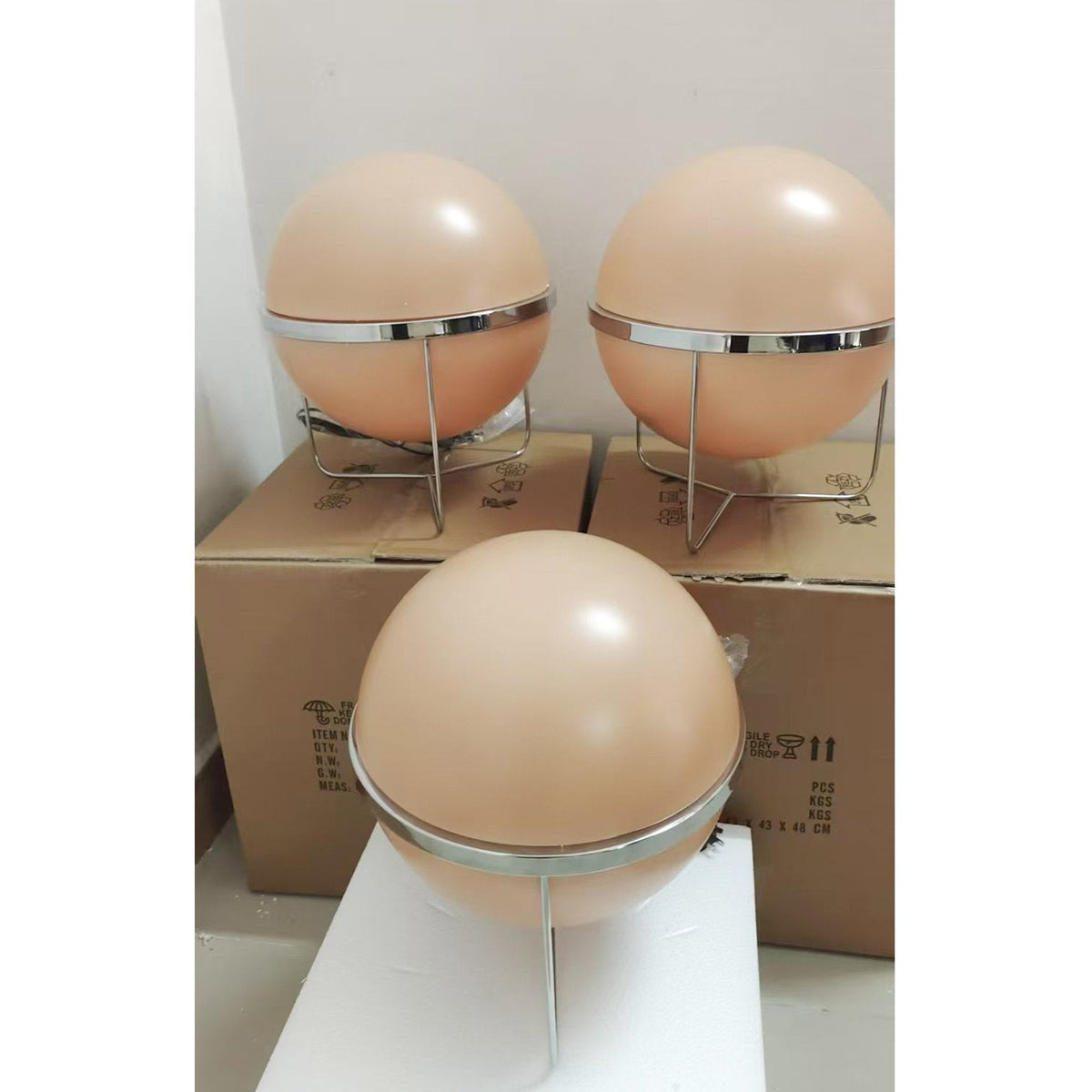 Yolk Table Light