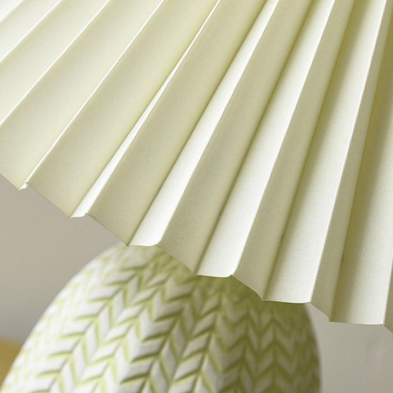 Vintage Tapered Pleated Linen Shade Ceramic 1 Light Table Lamp