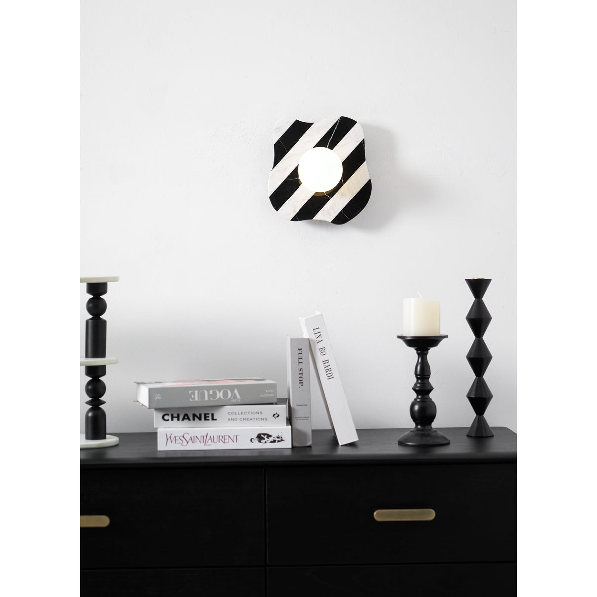 zebra-marble-wall-lamp