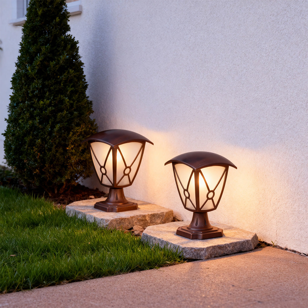 European Aluminum Pillar Light with LED Warm Glow for Garden and Courtyard