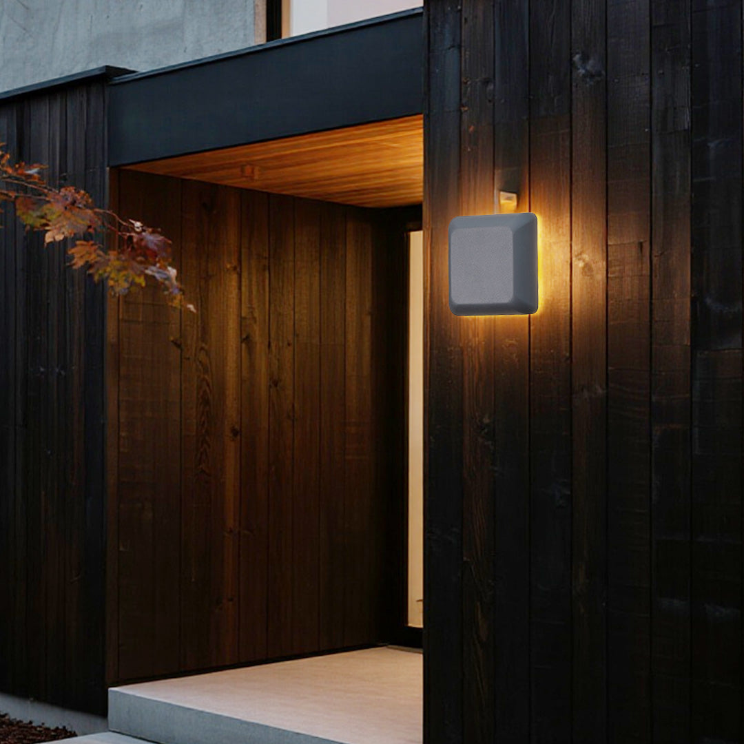 Minimalist Geometric Outdoor Wall Sconce in Gray Die-Cast Aluminum