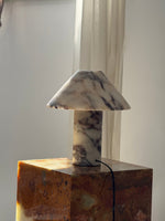 Marbelle Onyx Table Lamp – Hand-Carved Natural Stone Bedside Light