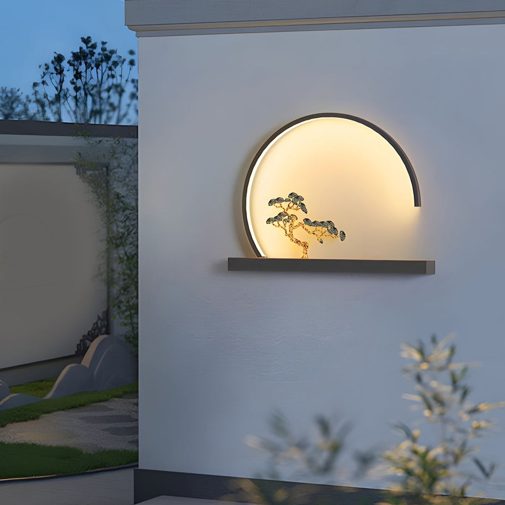 Greeting Pine Outdoor Wall Sconce in Black Stainless Steel