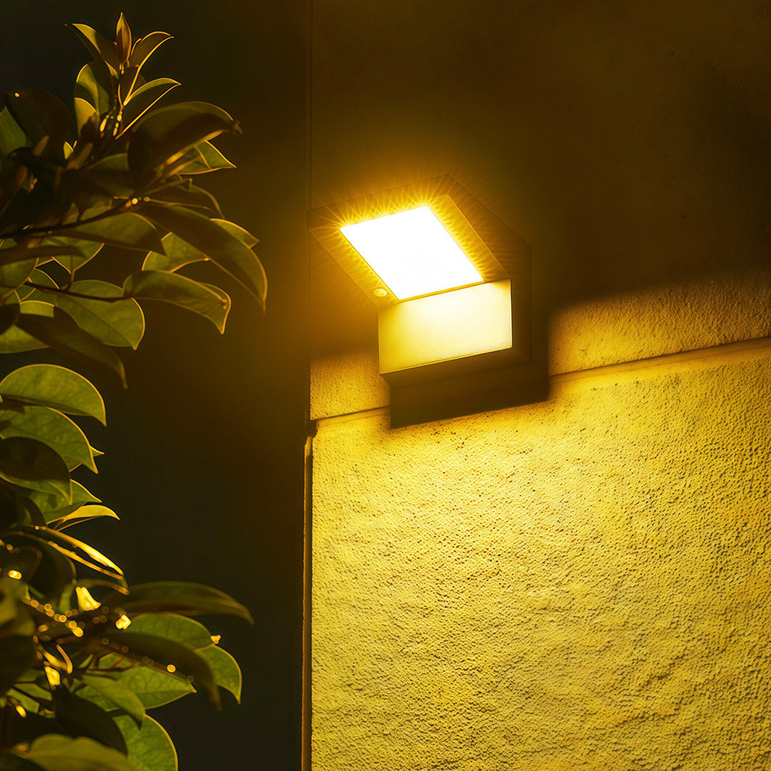 Aria Solar Wall Sconce — Modern Outdoor Lighting in Black Aluminum