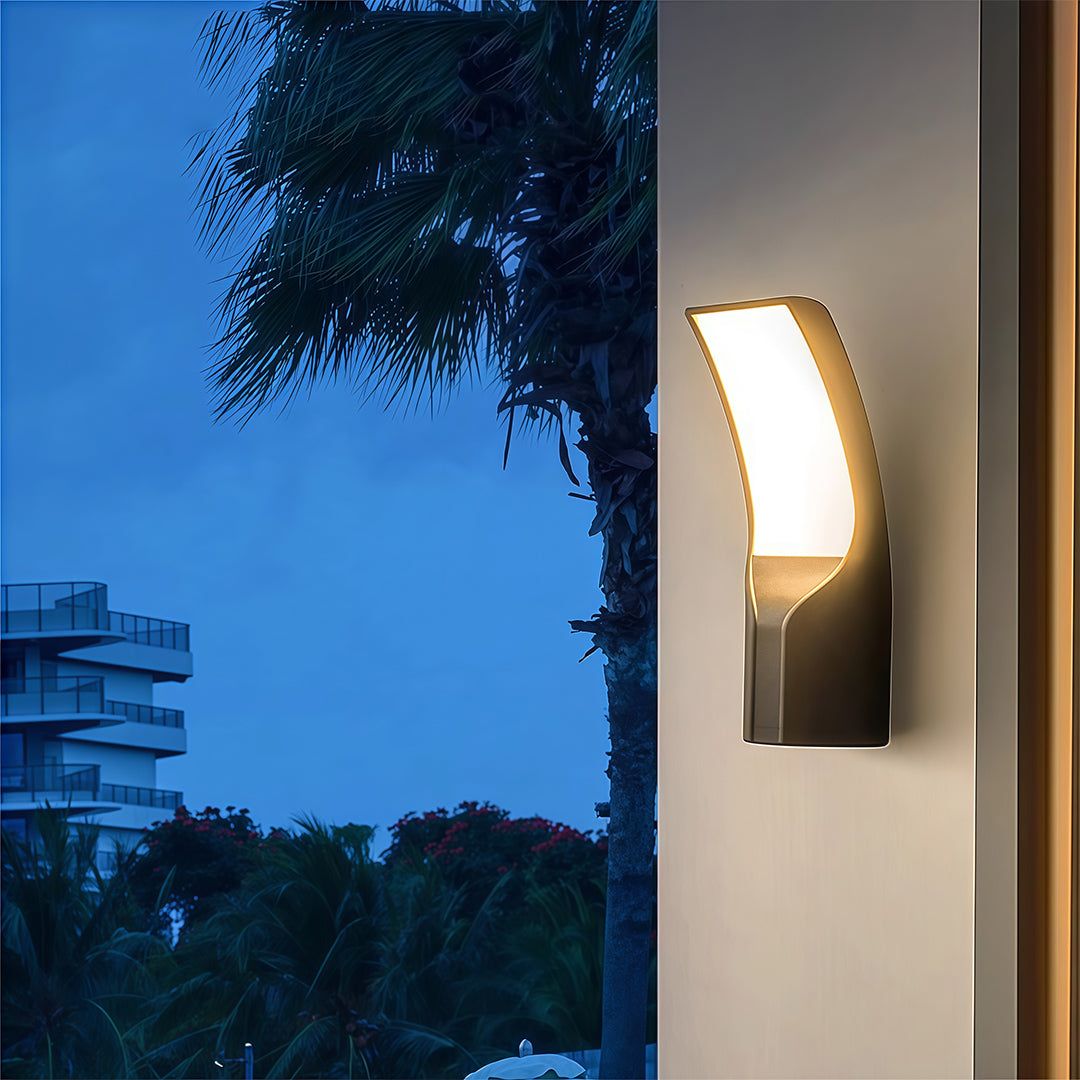Aria Outdoor Wall Sconce – Modern Black Aluminum LED Light