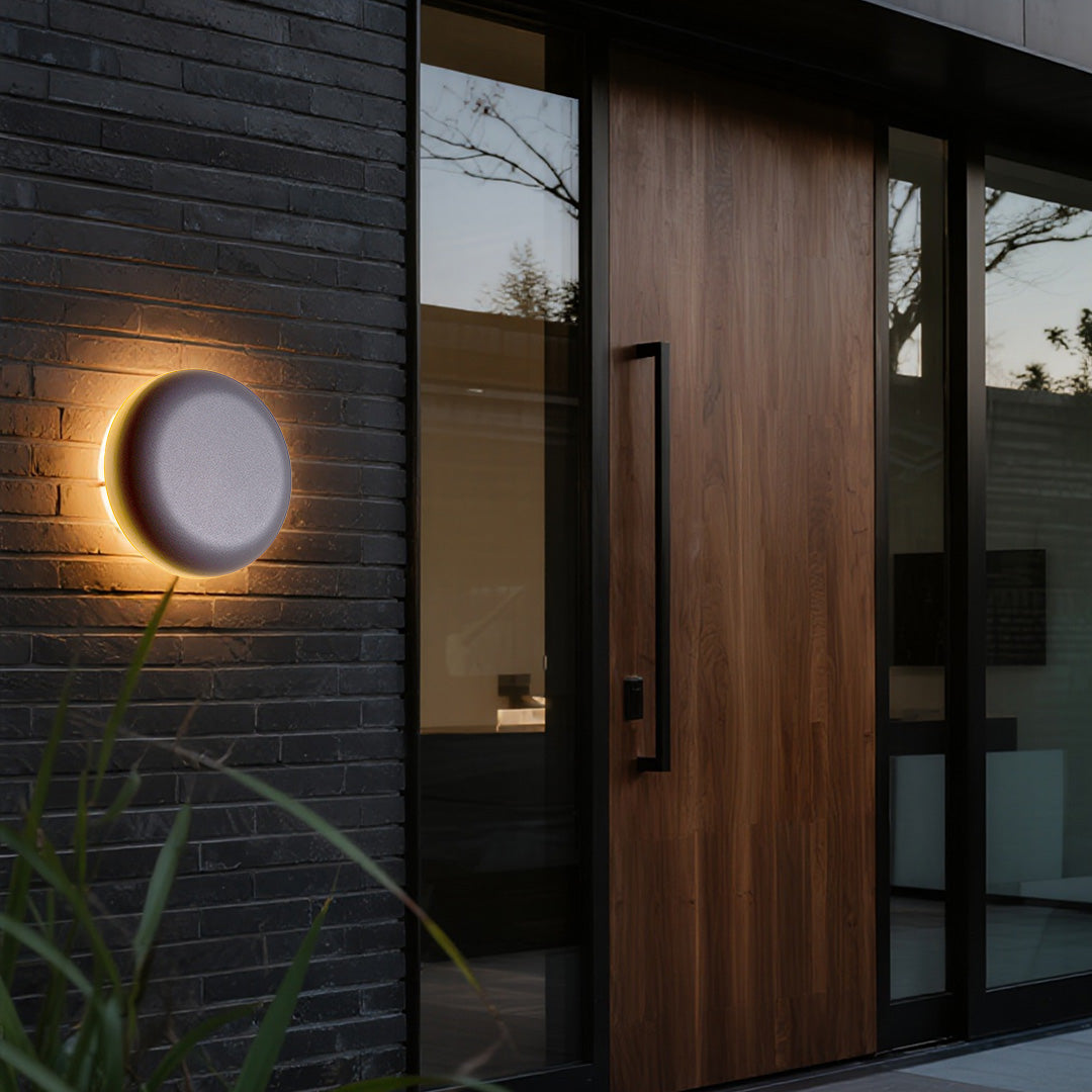 Minimalist Geometric Outdoor Wall Sconce in Gray Die-Cast Aluminum