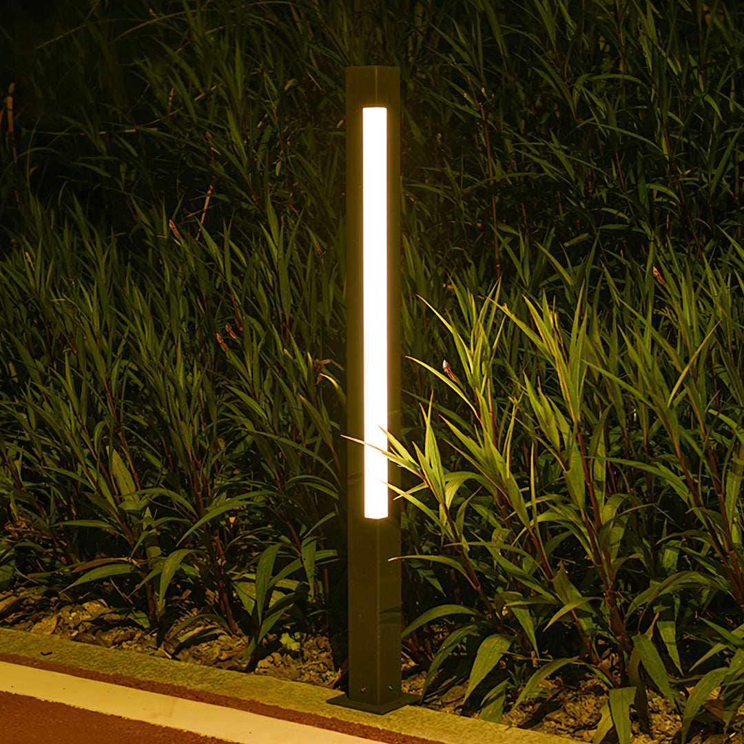 Modern Square Bollard Landscape Light – IP65 Outdoor LED Path Lighting
