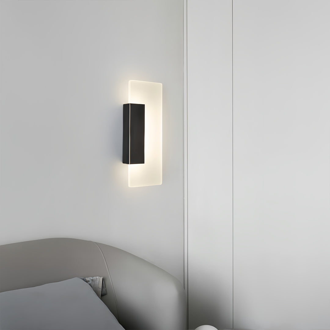 Modern Brass LED Wall Sconce Minimalist Luxury Bedroom Lighting