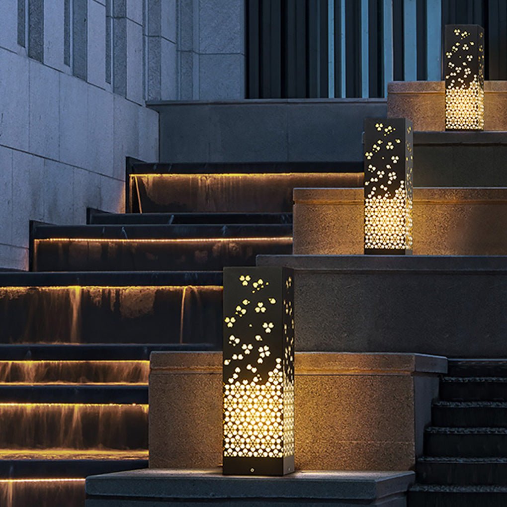 Snowflake Lace Outdoor Garden Light in Black Stainless Steel