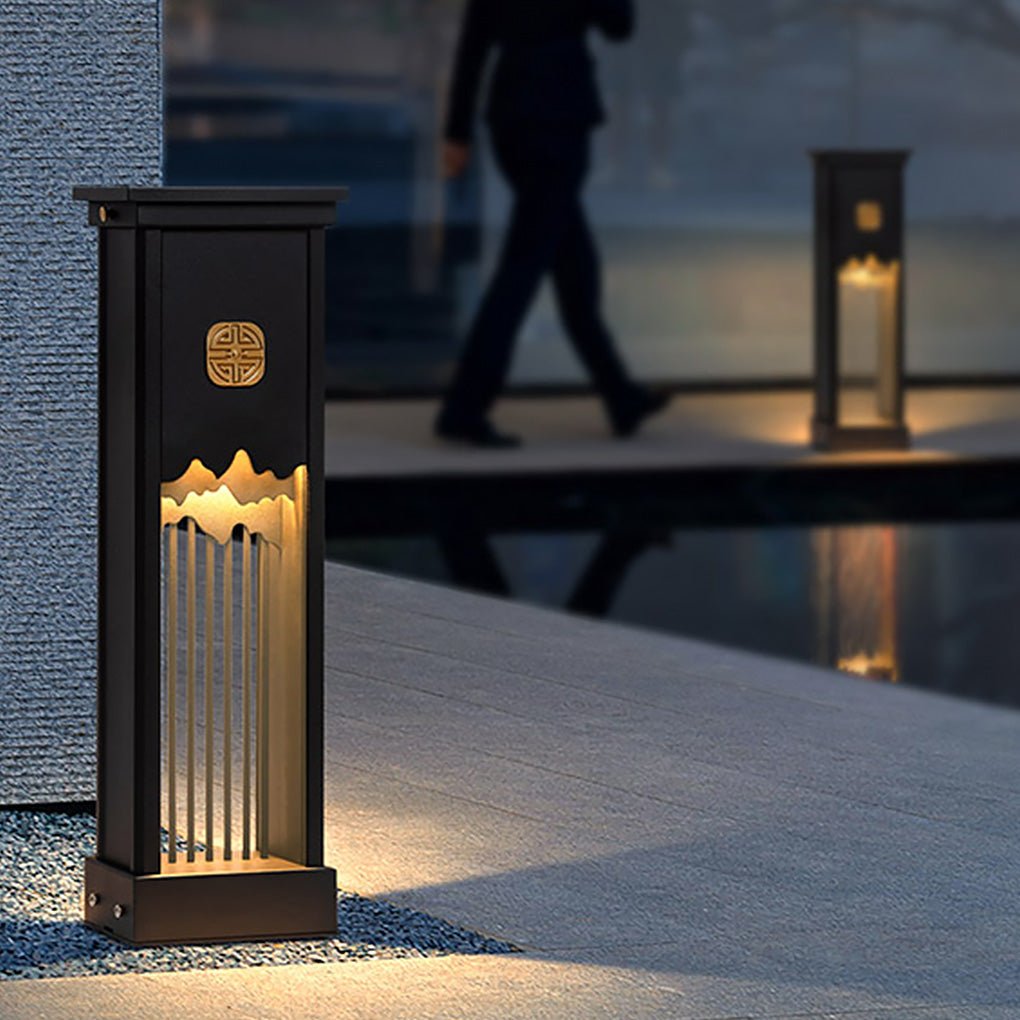 Artisan Cut-Out LED Landscape Light in Black Stainless Steel for Modern Courtyards