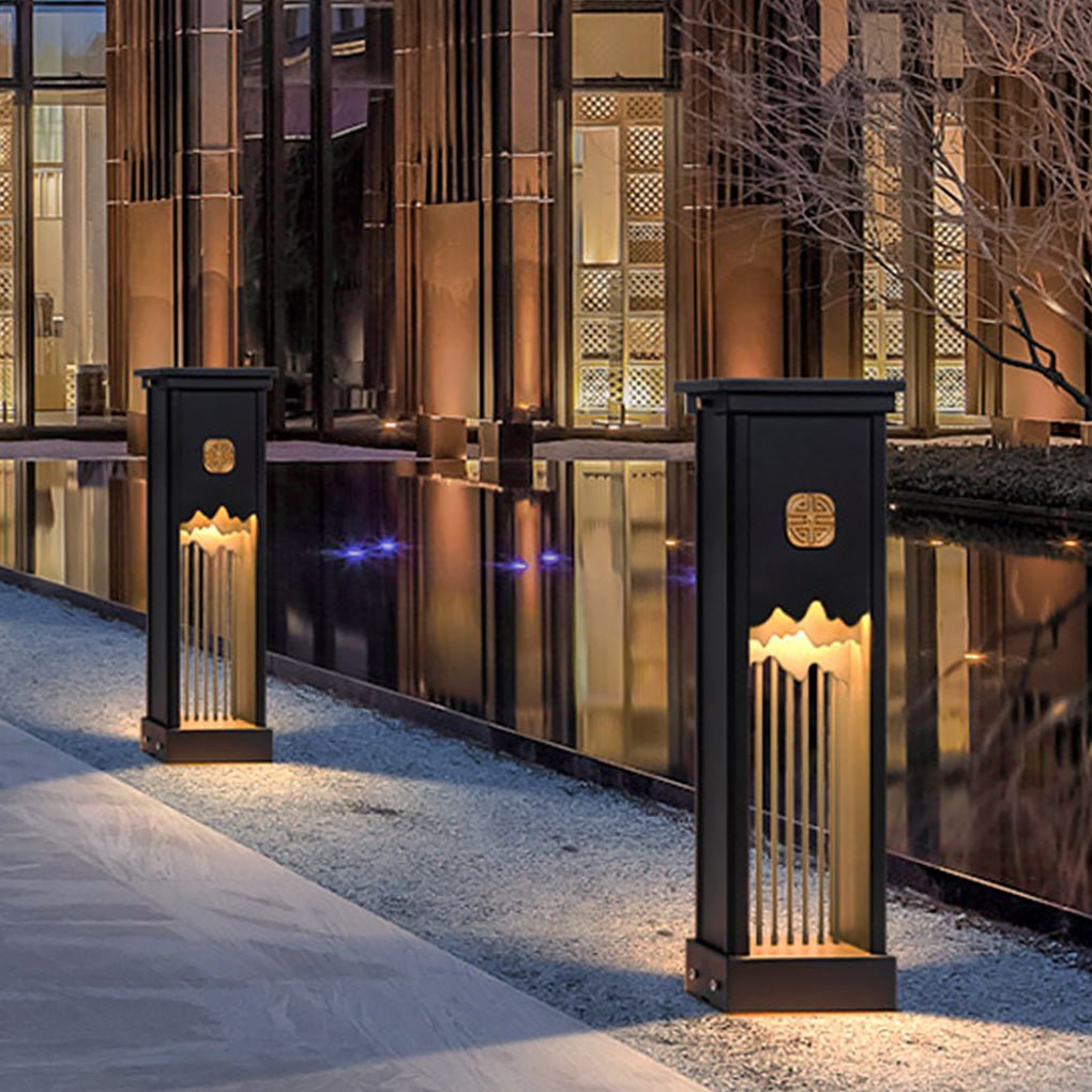 Artisan Cut-Out LED Landscape Light in Black Stainless Steel for Modern Courtyards