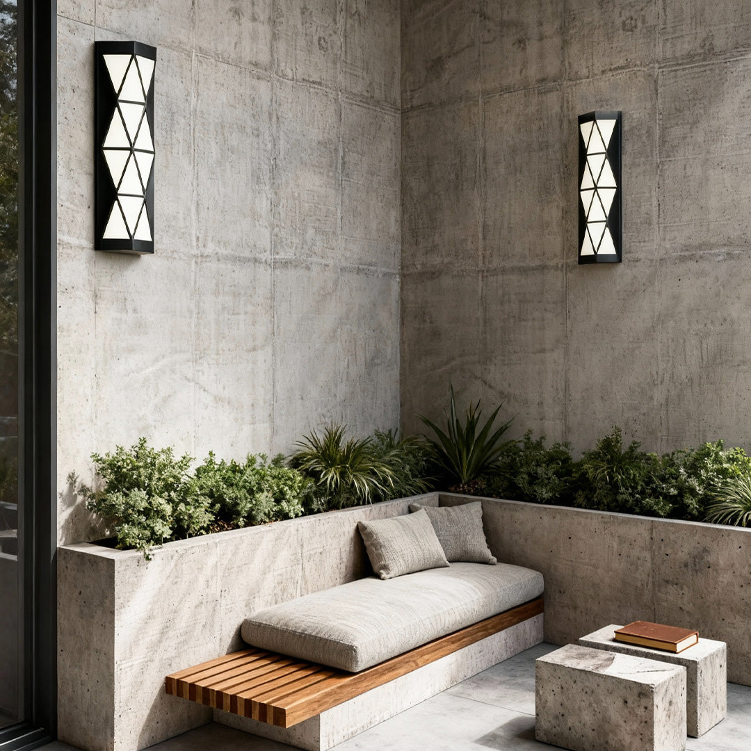 Modern Outdoor Wall Sconce with Integrated LED – Waterproof Aluminum Lighting for Patio and Entryway