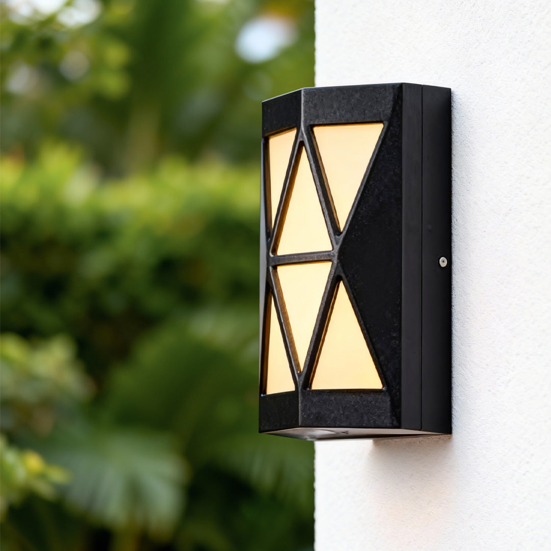 Modern Outdoor Wall Sconce with Integrated LED – Waterproof Aluminum Lighting for Patio and Entryway