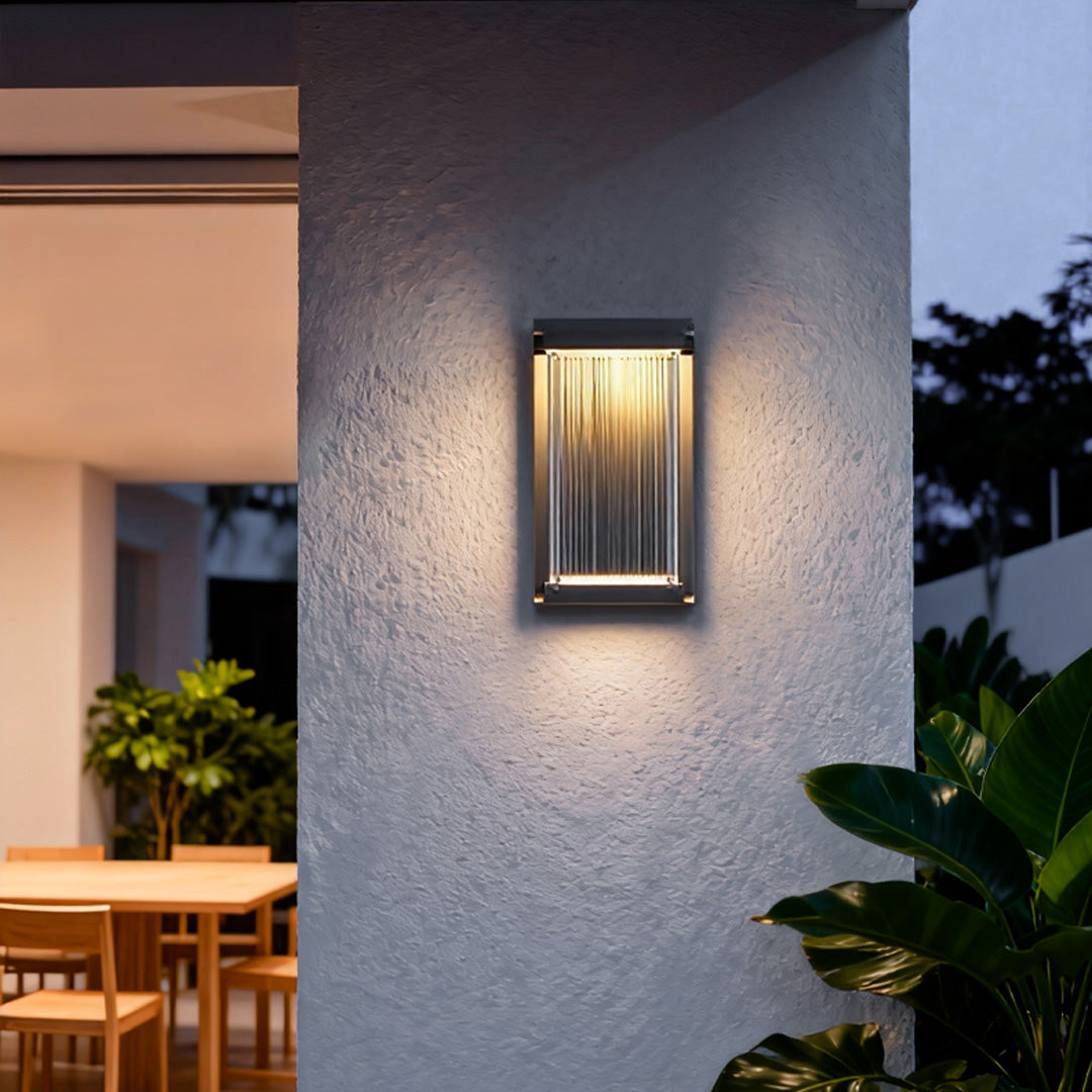 Modern Outdoor Wall Sconce – IP65 Waterproof Stainless Steel LED Courtyard Light