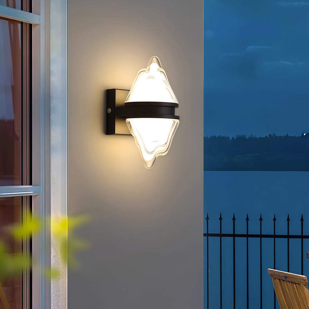 Modern Outdoor Wall Sconce with Warm LED Light – Minimalist Stainless Steel