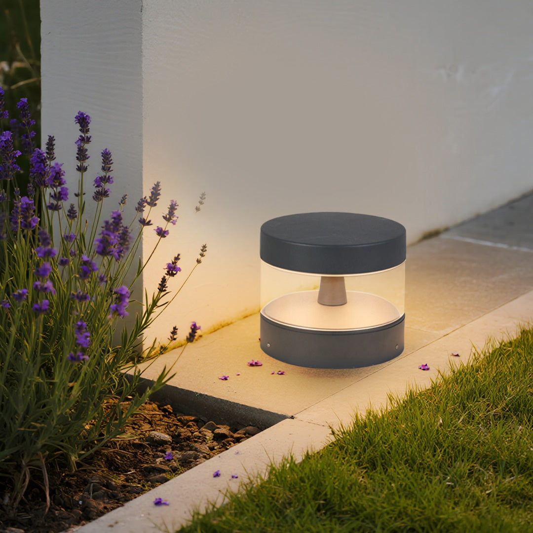 Minimalist LED Path Light – Sand Gray Aluminum Bollard for Modern Landscapes