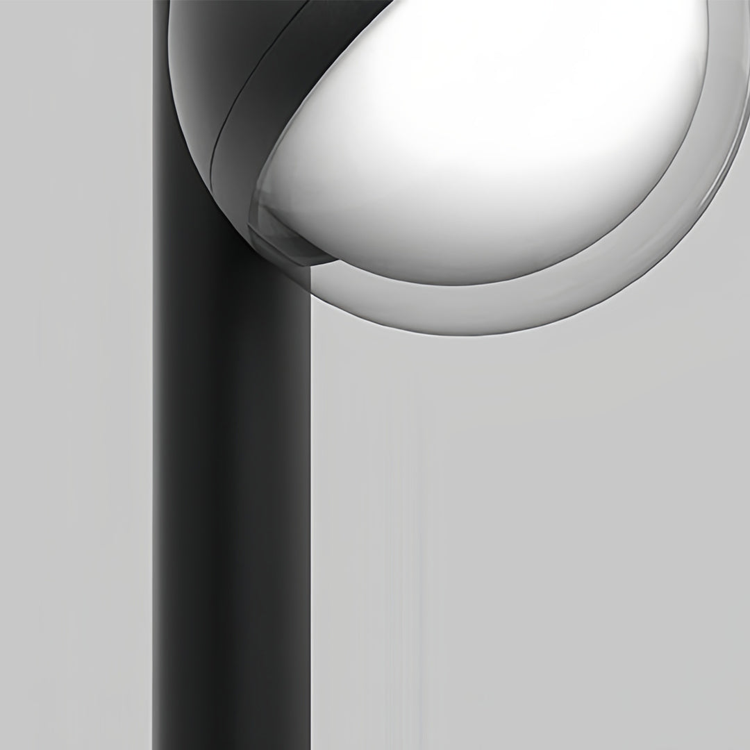 Modern Minimalist Pathway Landscape Lighting in Matte Black for Outdoor Walkways