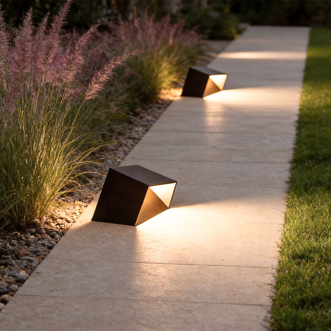 Cube Path Light – Modern Geometric Outdoor Landscape Bollard
