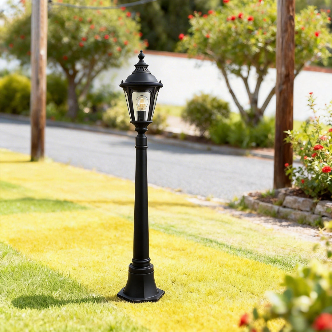 Modern European Post Light with Clear Glass Shade for Pathways and Patios