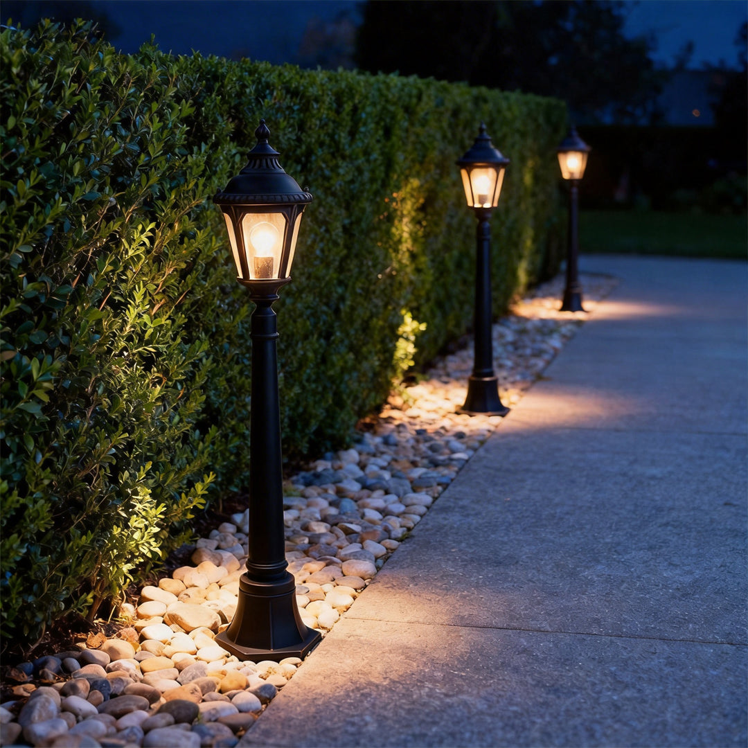 Modern European Post Light with Clear Glass Shade for Pathways and Patios