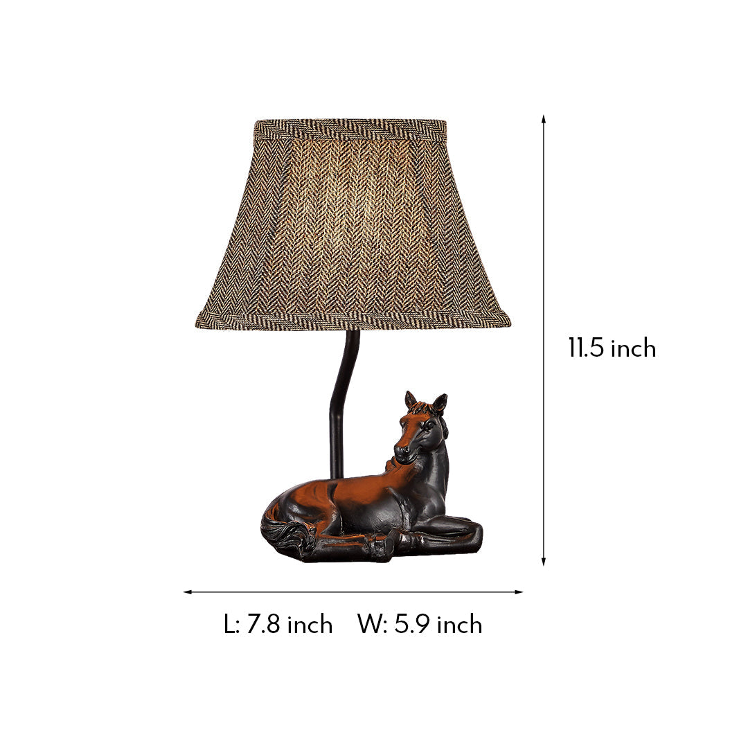 Equestrian Sculpture Table Lamp with Fabric Shade – European Style Resin Lighting