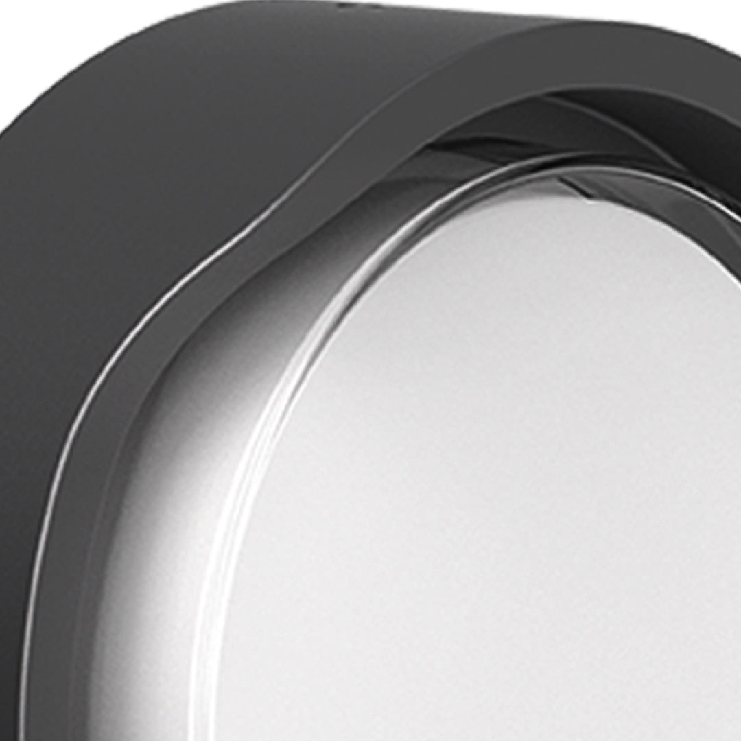 Minimalist Outdoor Wall Sconce in Black – Waterproof LED for Modern Facades