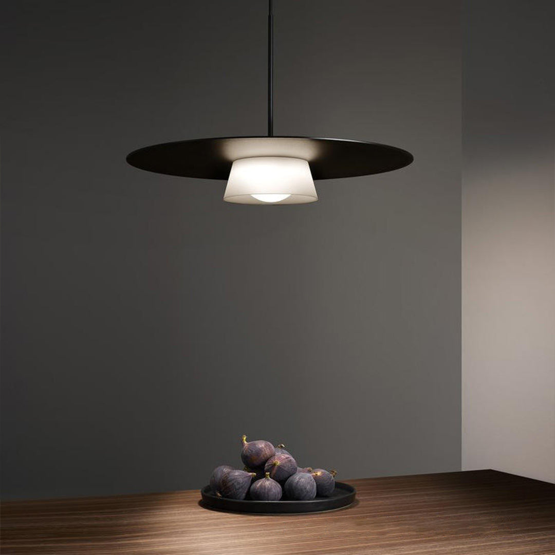 Nordic Minimalist Iron Pendant Light for Kitchen Island and Dining Areas