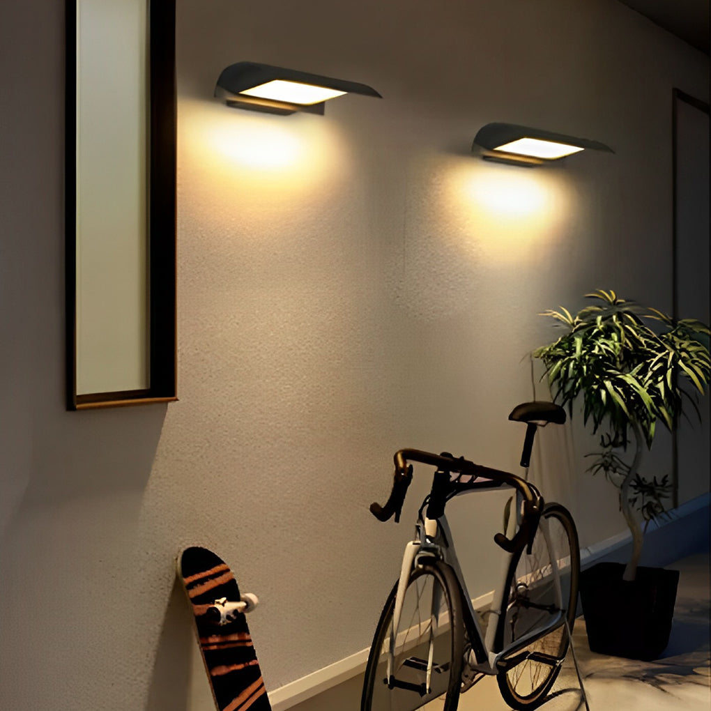Curved LED Outdoor Wall Light in Matte Black, Minimalist Waterproof Sconce