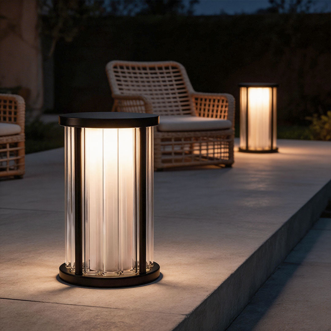 Modern Outdoor Bollard Lights – Black Stainless Steel LED Landscape Lighting