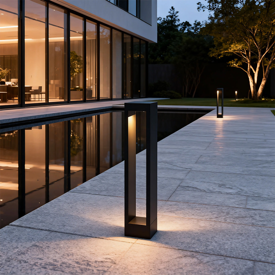Outdoor LED Bollard Lights for Pathways & Gardens – Minimalist Aluminum