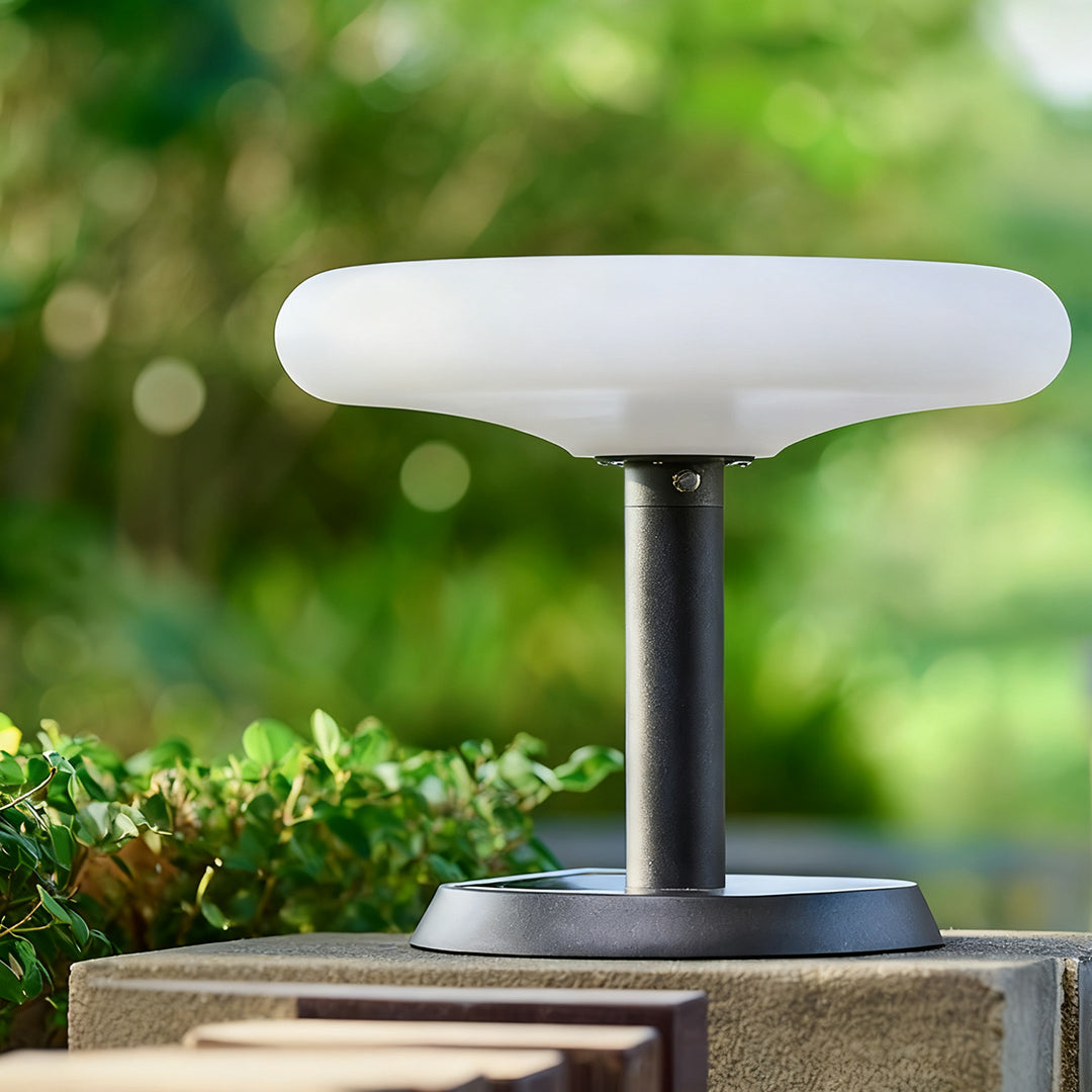 Aria Solar Post Light – Modern Aluminum LED Pillar Lamp for Garden & Patio