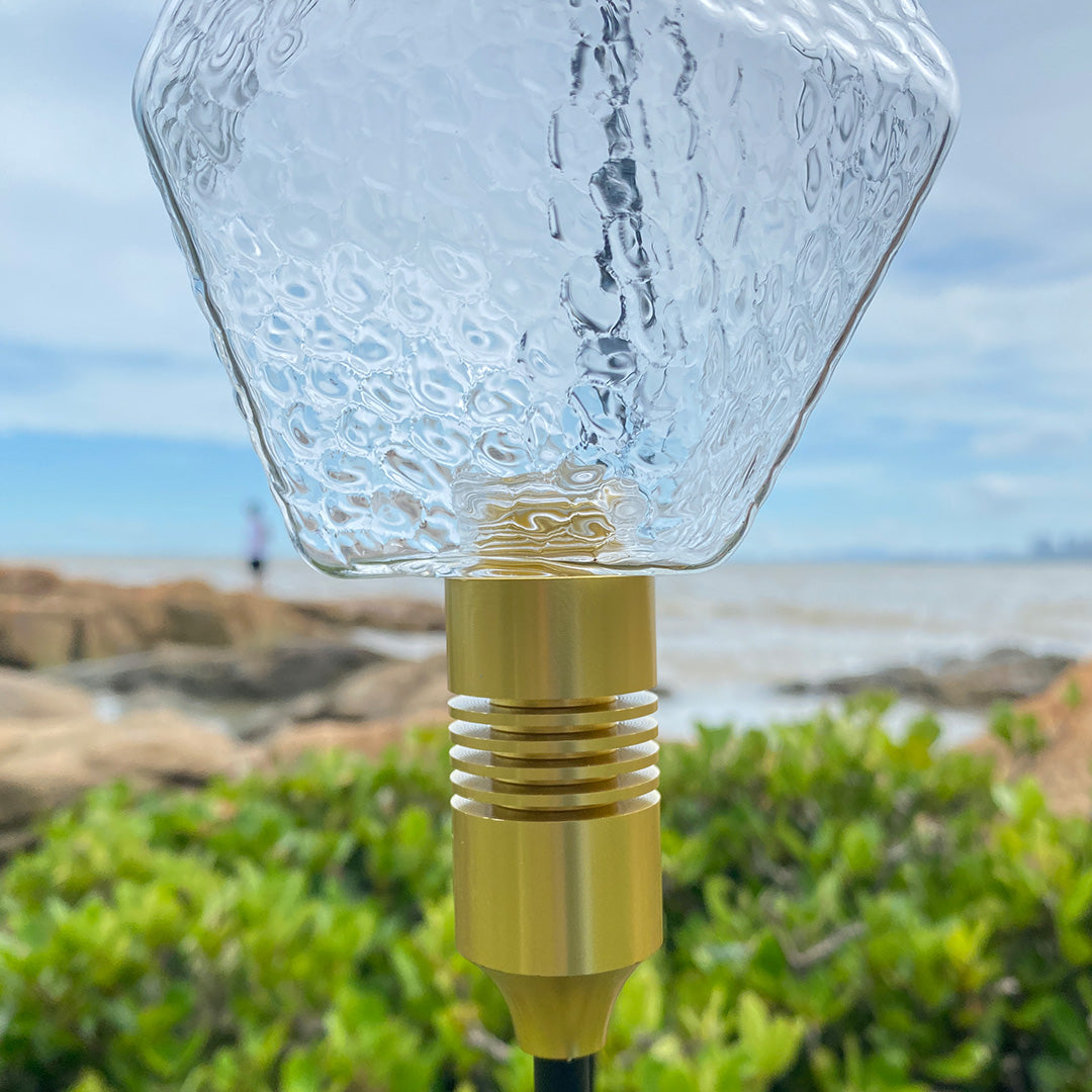 Lumière Diamond Path Light – Modern Landscape LED Bollard in Gold
