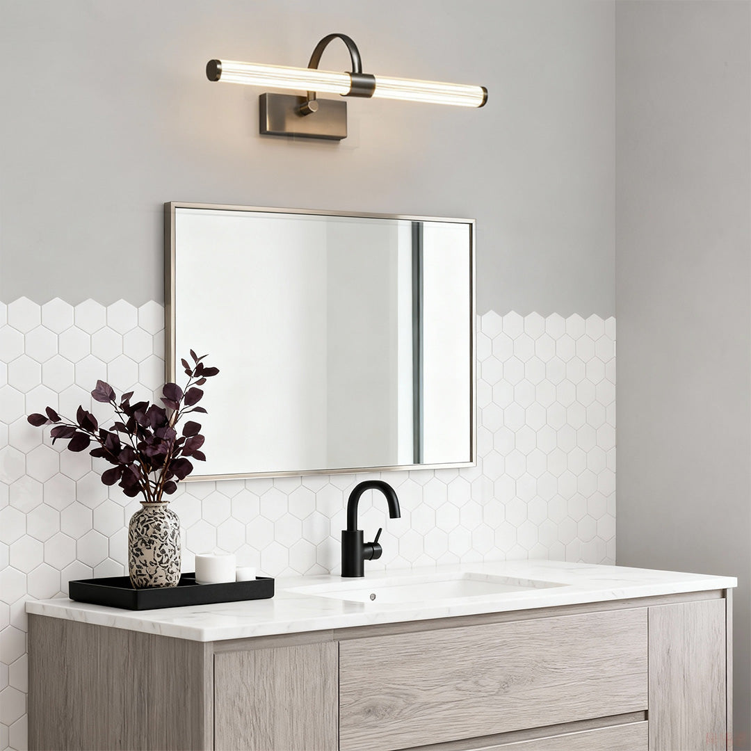 Aurora Nordic Brass Vanity Light Bar for Bathroom Mirror