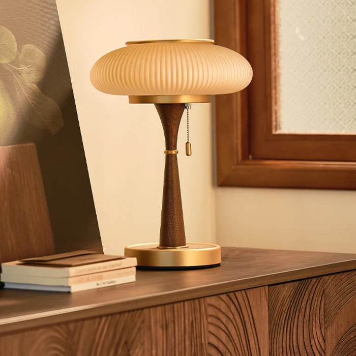 Chic Matsutake Table Lamp