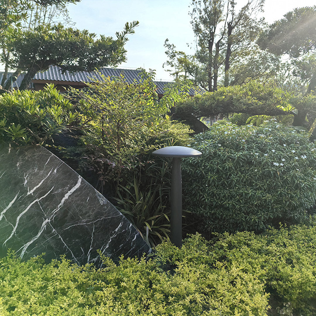 Modern Mushroom LED Bollard Light for Garden Landscape, IP65 Waterproof