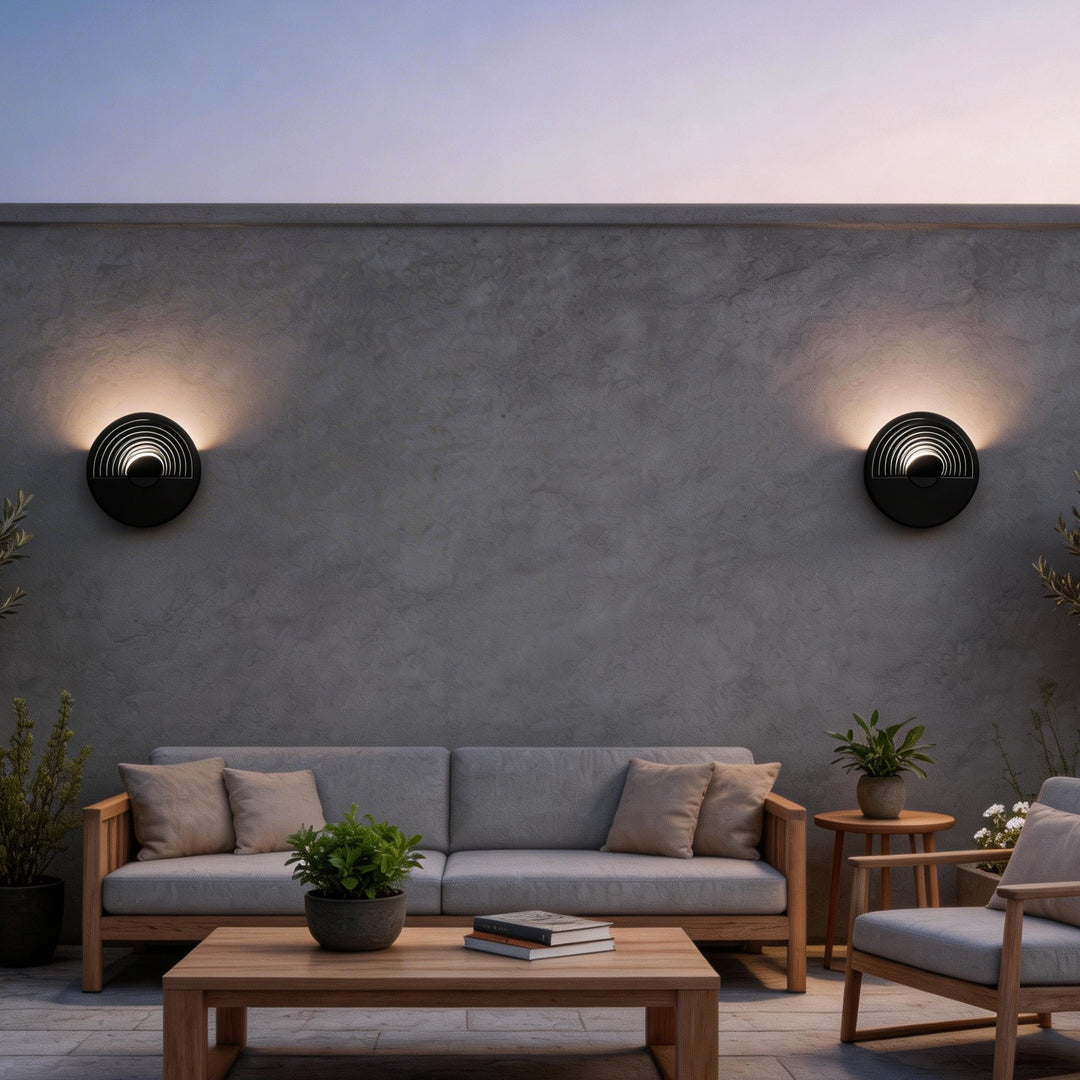 Modern Outdoor Wall Sconce in Black Stainless Steel