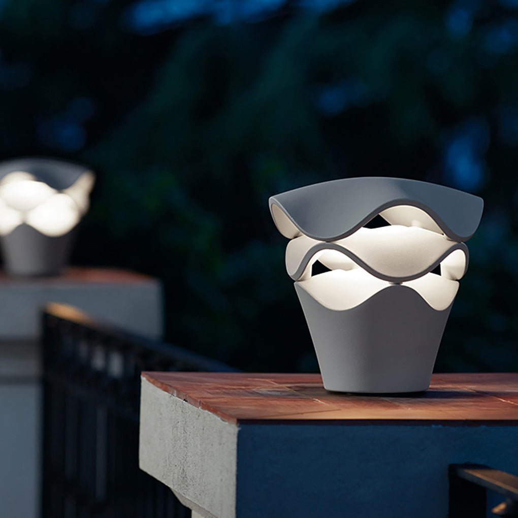 Wave Path Light – Modern Aluminum Bollard for Garden & Landscape