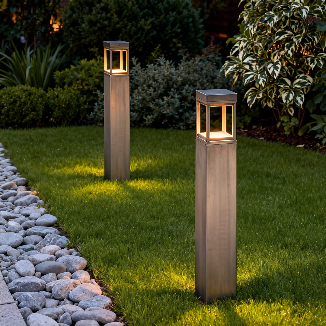 Aurea Copper LED Bollard Light – Modern Outdoor Path Lighting