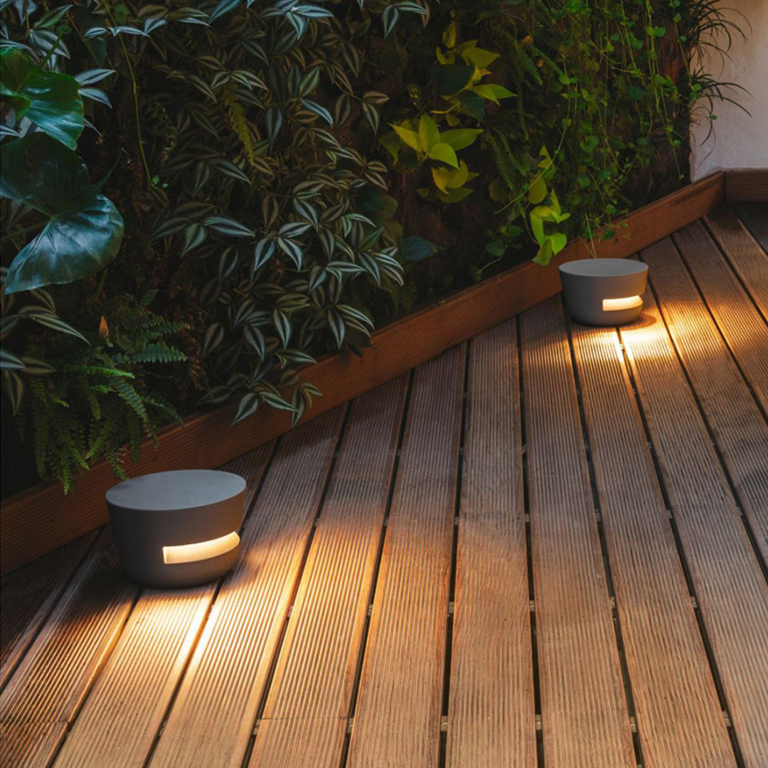 Minimalist Black Pathway Lights for Modern Landscape Design