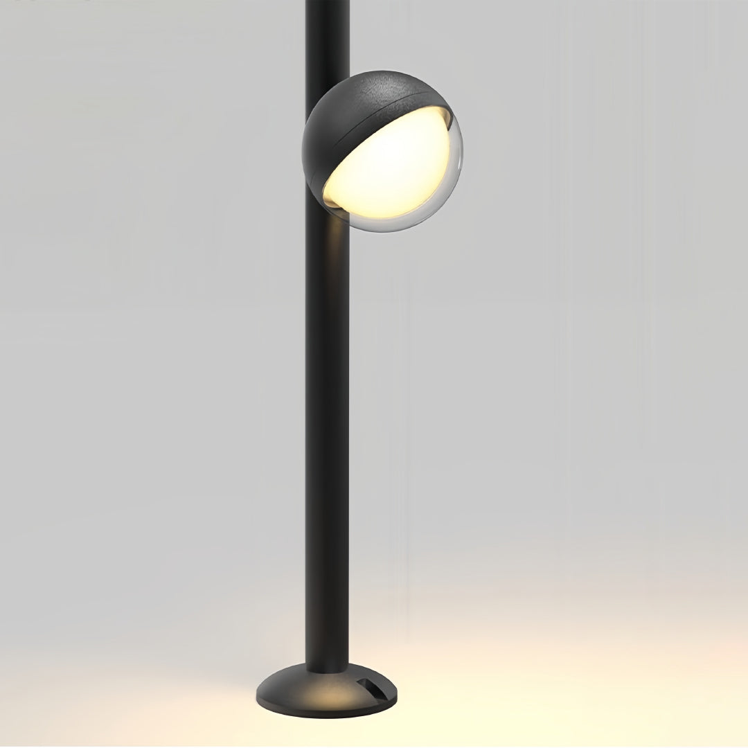 Modern Minimalist Pathway Landscape Lighting in Matte Black for Outdoor Walkways