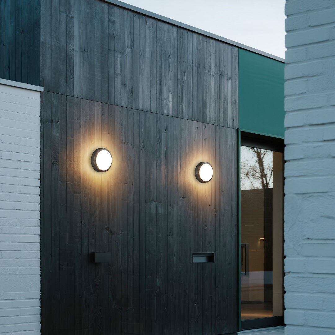 Round LED Outdoor Wall Sconce in Black Aluminum, IP65 Waterproof Minimalist Design