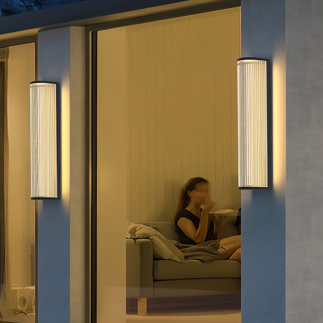 Modern Outdoor Wall Sconce – Minimalist Vertical LED Garden Light