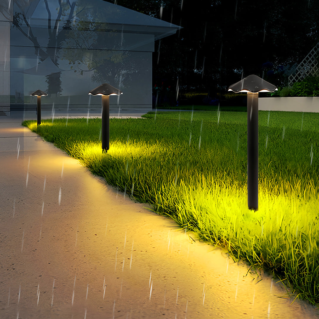 Industrial Umbrella Pathway Light in Black Aluminum for Outdoor Walkways