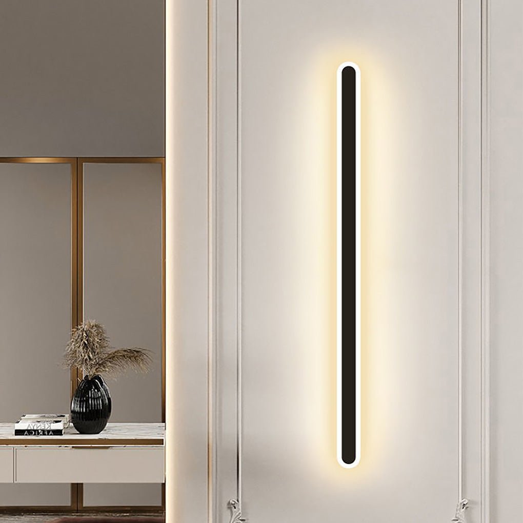 Linear LED Wall Sconce in Matte Black | Modern Minimalist Lighting