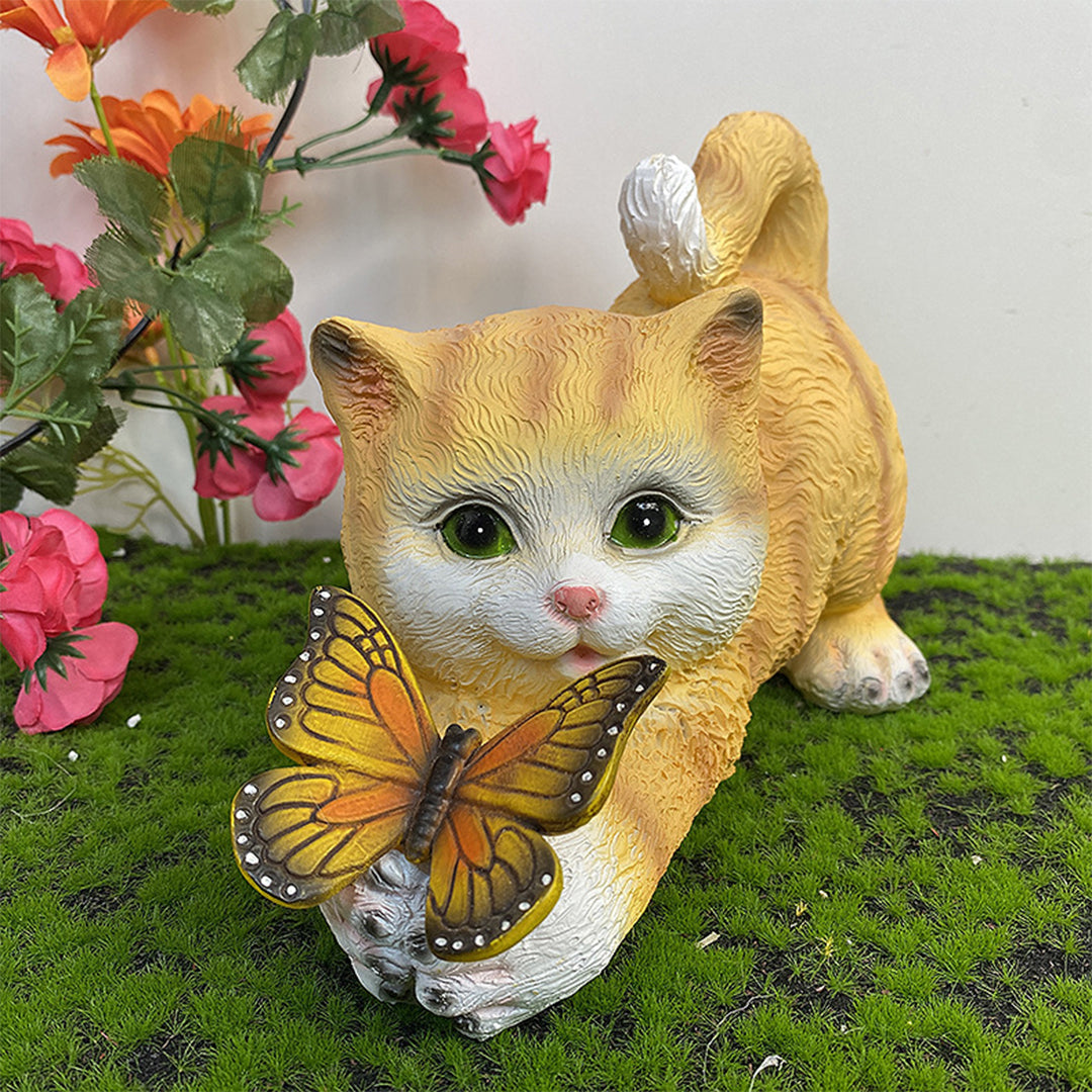 Handcrafted Resin Cat Solar Garden Lights with Warm LED Glow