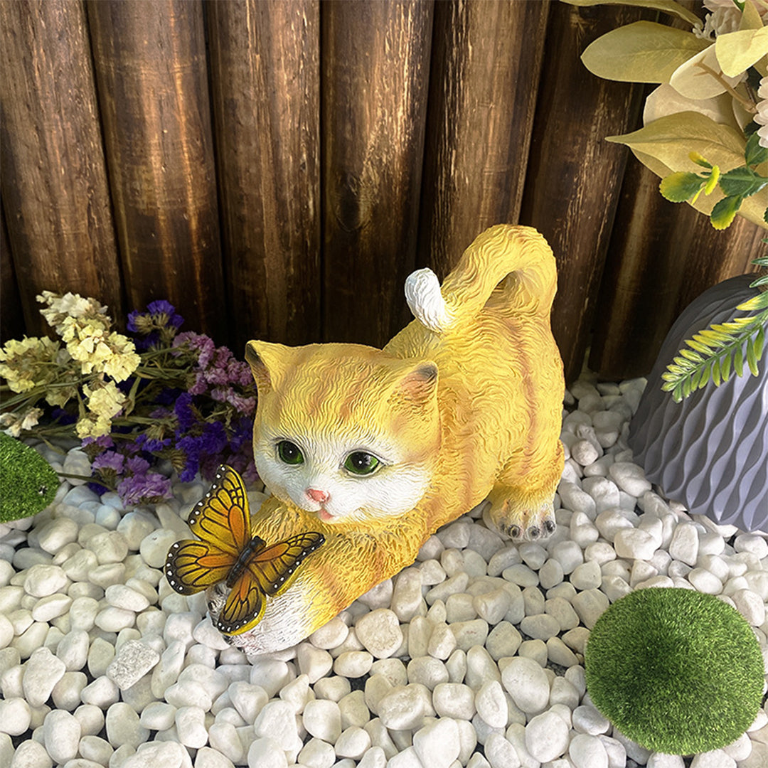 Handcrafted Resin Cat Solar Garden Lights with Warm LED Glow