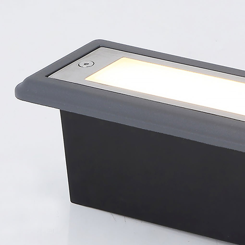 Architectural LED Step Light in Die-Cast Aluminum for Outdoor Pathways