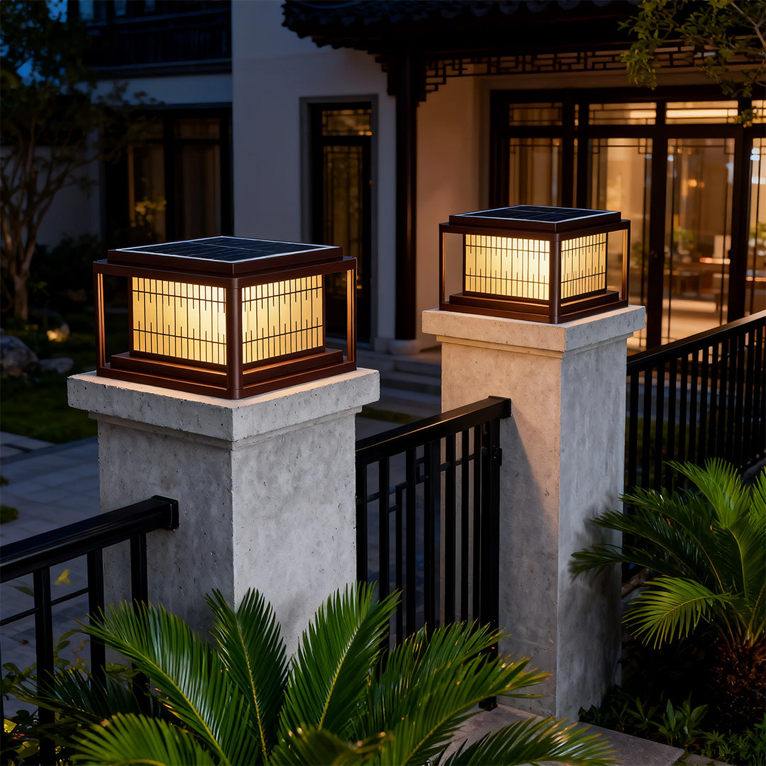 Modern Outdoor Pillar Lights Waterproof LED Column Lamp for Courtyard