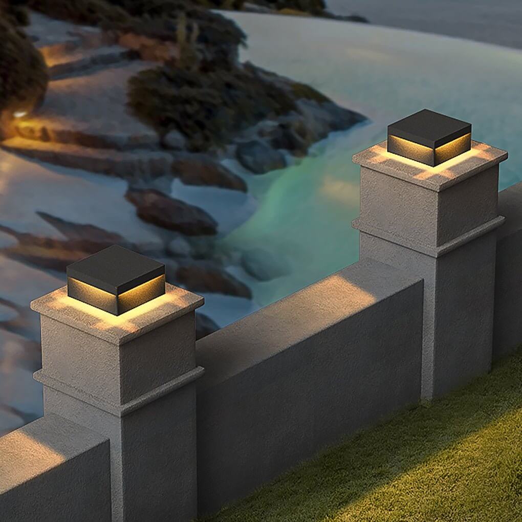Modern Solar LED Pillar Light for Outdoor Fence Posts – Minimalist Stainless Steel